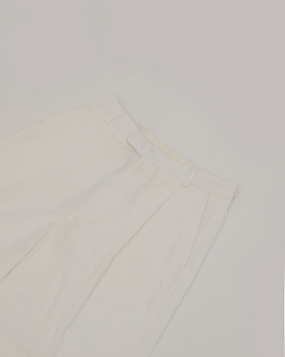 White Pleated Linen Shorts