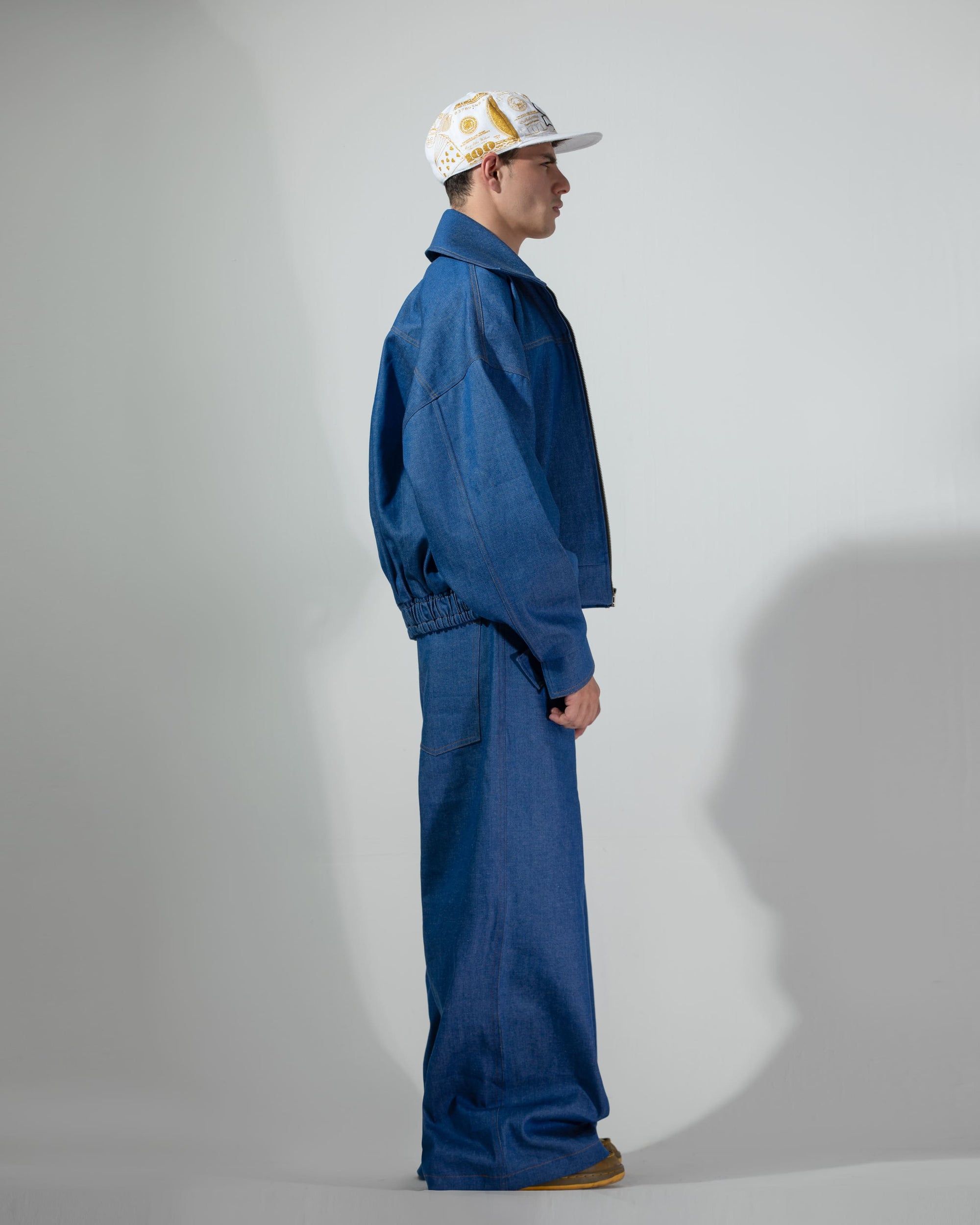 OVERSIZED BLUE DENIM ZIP JACKET